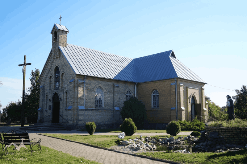 Фото костел в Грандичах в Гродно